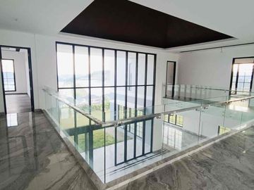 Villa Mewah di Bukit Tertinggi Panbil Residence Batam  Sea View & City View⁠