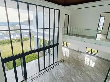 Villa Mewah di Bukit Tertinggi Panbil Residence Batam  Sea View & City View⁠