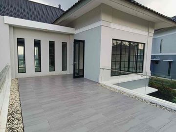 Villa Mewah di Bukit Tertinggi Panbil Residence Batam  Sea View & City View⁠