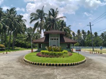 Hacienda Escudero Tiaong Quezon lot for sale 40% dicount