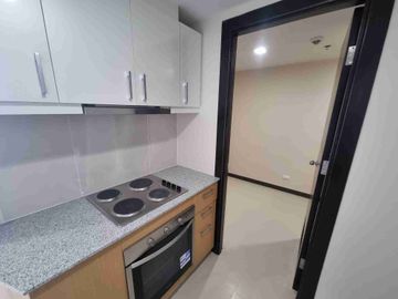 3 Bedroom Rent to Own Condoin Uptown BGC 10% Downpayment to Move In Get 25% DISCOUNT For Cash Payment