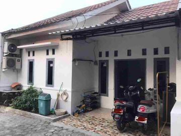 Rumah Minimalis  Siap Huni Dalam Kavling Di Cilangkap