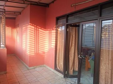 Dijual Rumah Luas di Wisma Ratu Jatimakmur Bekasi