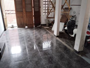 Dijual Rumah Luas di Wisma Ratu Jatimakmur Bekasi