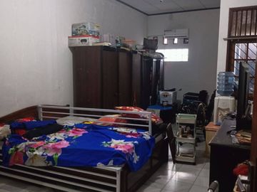 Dijual Rumah Luas di Wisma Ratu Jatimakmur Bekasi