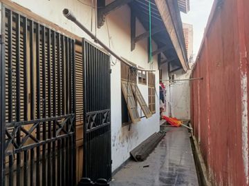 Dijual Rumah Luas di Wisma Ratu Jatimakmur Bekasi