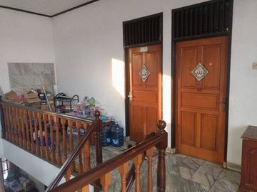 Dijual Rumah Luas di Wisma Ratu Jatimakmur Bekasi