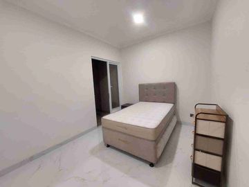 Disewakan Rumah Mewah Full Furnish Delatinos Bsd City Serpong Tangerang