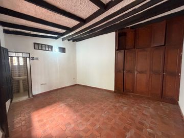 SE VENDE LOCAL COMERCIAL EN EL CENTRO DE NEIVA