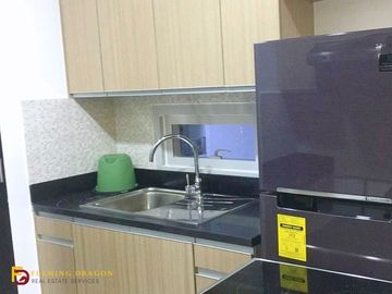 SPACIOUS 1BR FOR LEASE: Two Maridien, BGC