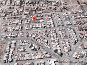 CASA EN VENTA-COL.SANTA MONICA-S.L.P