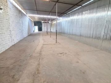 SE ALQUILA AMPLIO LOCAL COMERCIAL - INDUSTRIAL EN LOS OLIVOS - LIMA NORTE, DE 300M²