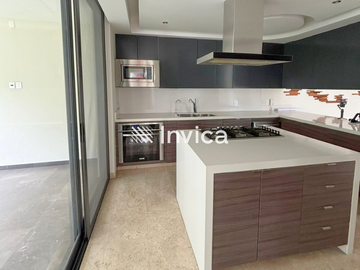 Residencia de lujo a estrenar en Valle Real ¡Entrega Inmediata!.