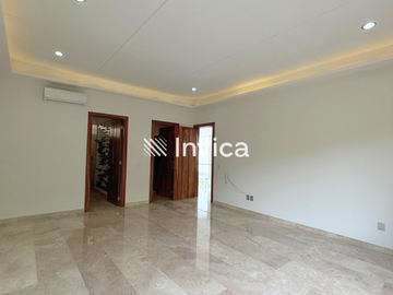 Residencia de lujo a estrenar en Valle Real ¡Entrega Inmediata!.