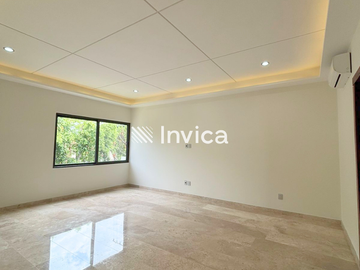 Residencia de lujo a estrenar en Valle Real ¡Entrega Inmediata!.