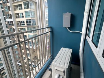 1BR with Balcony for Rent in Park Avenue, Grand Central Park BGC – Across Mitsukoshi Mall