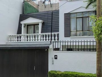 VENTA DE CASA EN JARDINES DEL CHURUBUSCO IZTAPALAPA CDMX