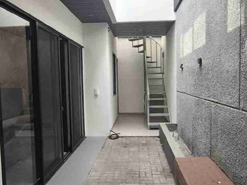 Dijual Rumah Mewah PIK 2 Uk 10x20 Furnish Siap Huni