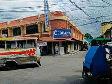 Building with Income in Highly Commercial Area in Cavite City