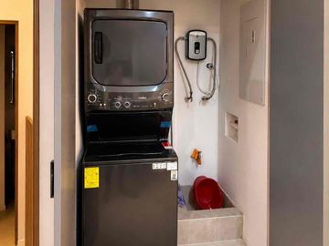 BONITO DEPARTAMENTO EN RENTA AMUEBLADO EN ZONA TECNOLÓGICO