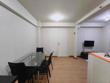 DISEWAKAN MURAH APARTEMEN GADING NIAS 1 KMR FURNISH