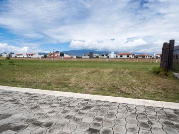Terreno Exclusivo en Venta en Residencial Rancho El Mesón, Calimaya (442 m²)