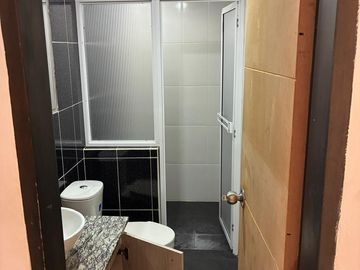 SE ARRIENDA CASA EN CIUDADELA DE LA PALMA. EL CARMEN DE VIBORAL.