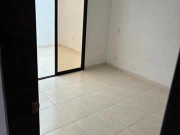 SE ARRIENDA CASA EN CIUDADELA DE LA PALMA. EL CARMEN DE VIBORAL.