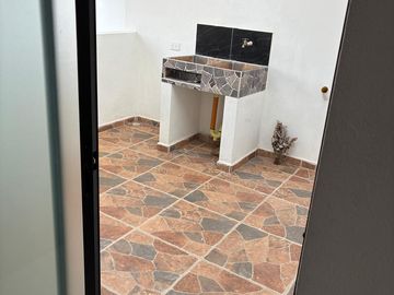 SE ARRIENDA CASA EN CIUDADELA DE LA PALMA. EL CARMEN DE VIBORAL.
