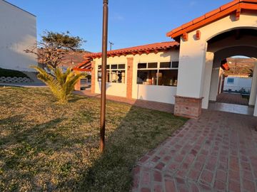 DEPARTAMENTO AMUEBLADO EN RENTA FRENTE AL MAR – PLAZA DEL MAR