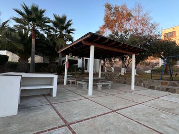 DEPARTAMENTO AMUEBLADO EN RENTA FRENTE AL MAR – PLAZA DEL MAR