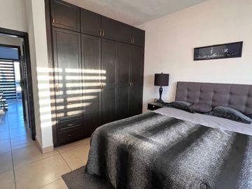 DEPARTAMENTO AMUEBLADO EN RENTA FRENTE AL MAR – PLAZA DEL MAR