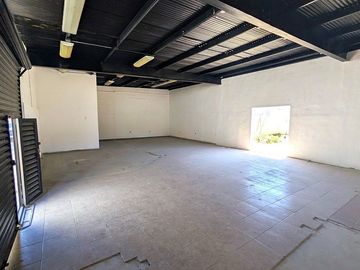 Bodega con Patio en Renta en Fracc. Acapulco