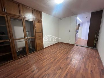 Bodega en venta en Medrano, Guadalajara | 412.59 m²