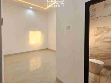 di jual rumah baru cantik siap huni di kencan loka bsd