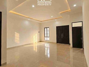 di jual rumah baru cantik siap huni di kencan loka bsd