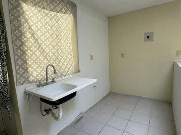 Casa con opcion a crecimiento en Villas de San Martín, Chalco