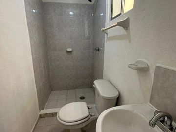 Casa con opcion a crecimiento en Villas de San Martín, Chalco
