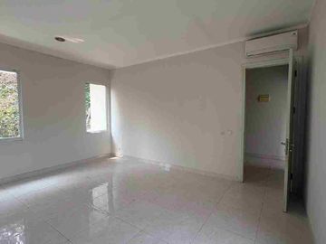 Turun Harga Disewakan Rumah Cluster Cajuputi De Park Bsd City