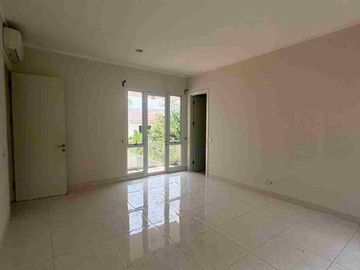 Turun Harga Disewakan Rumah Cluster Cajuputi De Park Bsd City