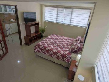 comida suite para ejecutivos con piscina
