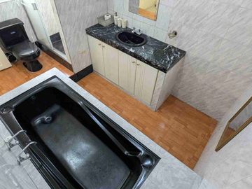 comida suite para ejecutivos con piscina