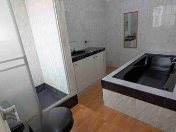 comida suite para ejecutivos con piscina