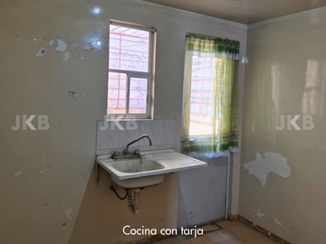 Casa en venta en Los Héroes Tecámac, 2 recámaras