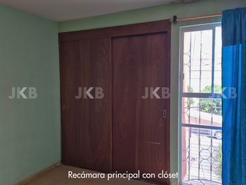 Casa en venta en Los Héroes Tecámac, 2 recámaras