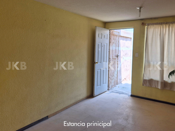 Casa en venta en Los Héroes Tecámac, 2 recámaras