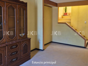Casa en venta en Los Héroes Tecámac, 2 recámaras
