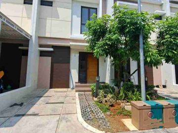 Disewakan rumah burgendy Summarecon bekasi siap huni bebas banjir