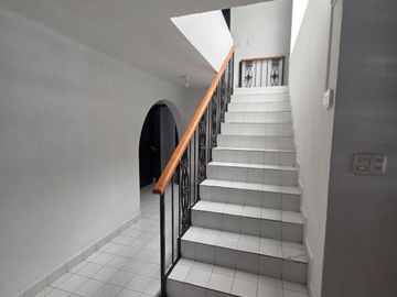 CASA DE USO COMERCIAL EN RENTA EN LEON GUANAJUATO