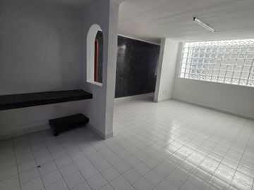 CASA DE USO COMERCIAL EN RENTA EN LEON GUANAJUATO